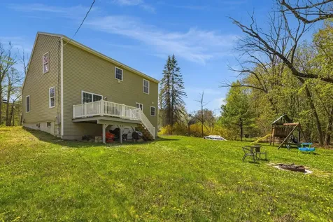 109 Langford Road Raymond NH 03077