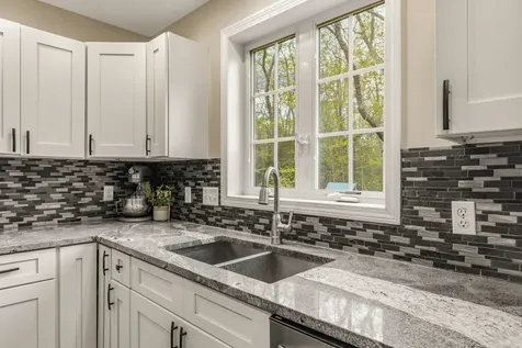 109 Langford Road Raymond NH 03077