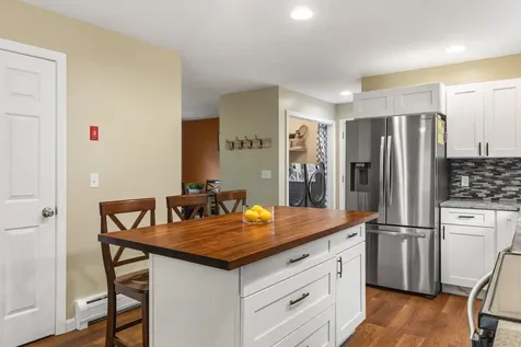 109 Langford Road Raymond NH 03077
