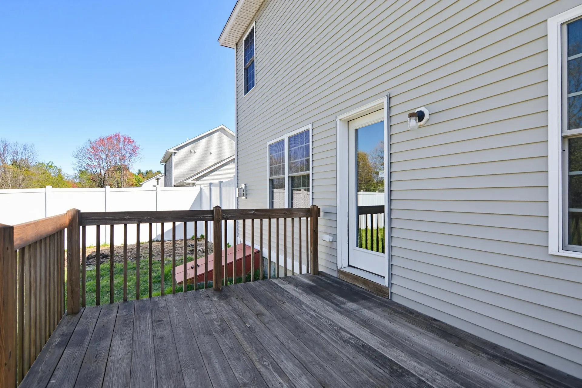 45 Windsewpt Road Manchester NH 03109