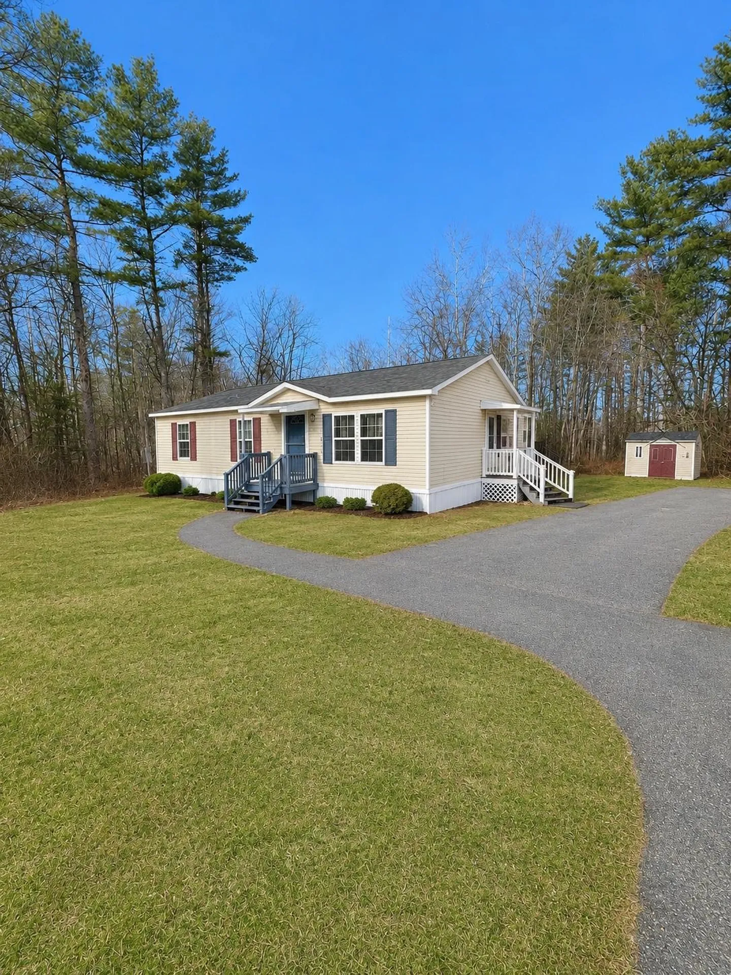 47 Campbell Drive Salem NH 03079