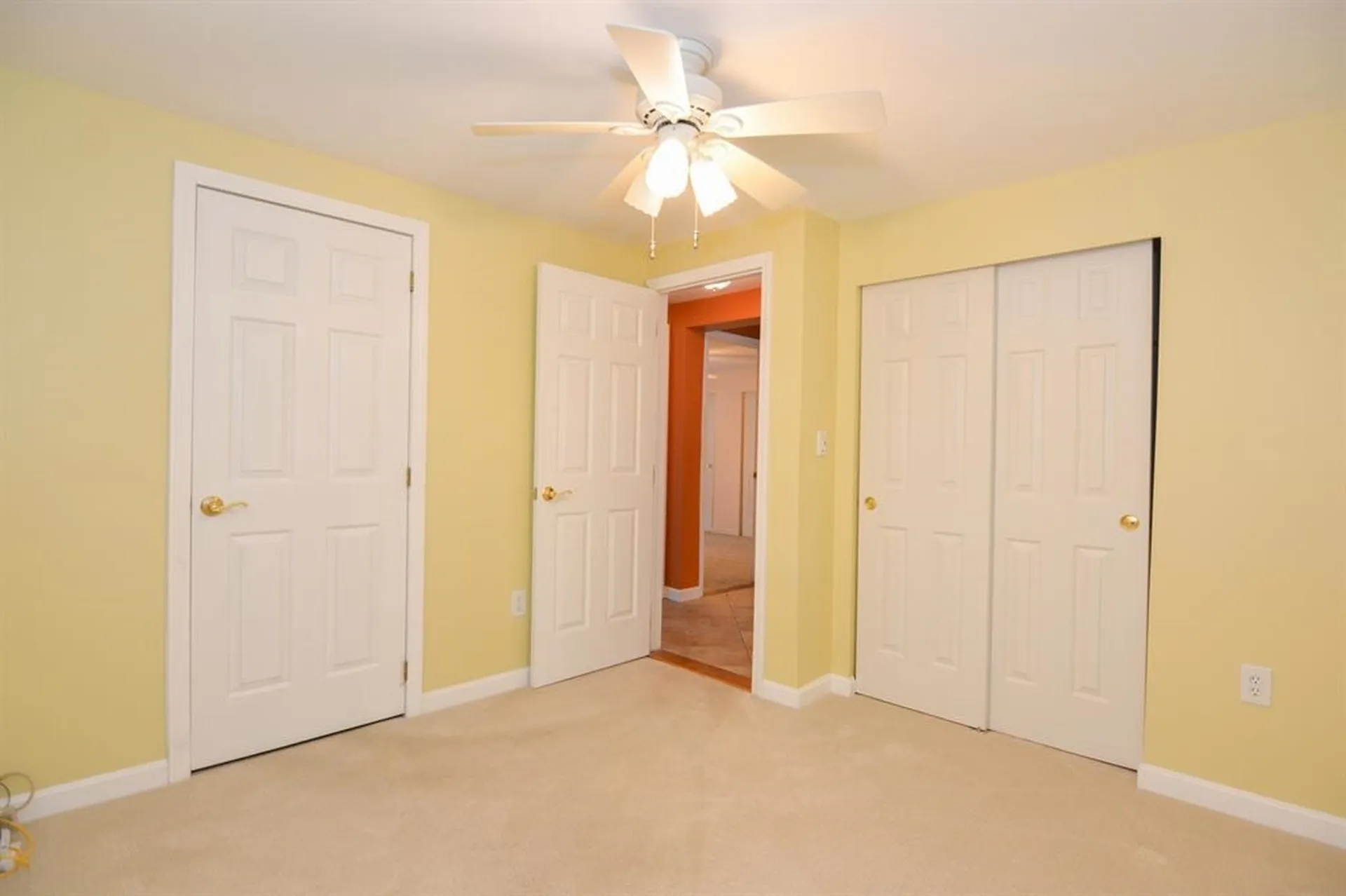 47 Campbell Drive Salem NH 03079