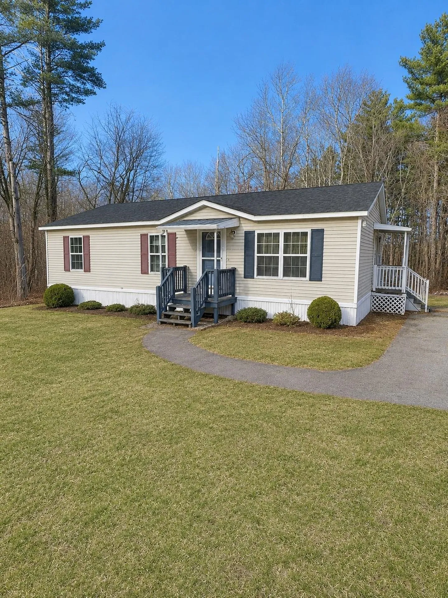 47 Campbell Drive Salem NH 03079