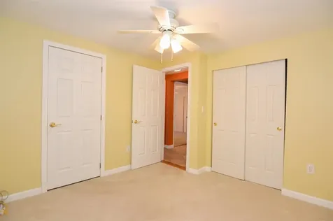 47 Campbell Drive Salem NH 03079