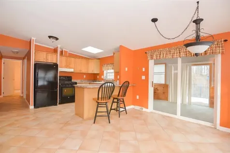 47 Campbell Drive Salem NH 03079