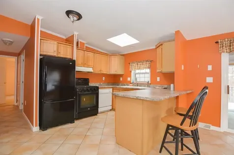 47 Campbell Drive Salem NH 03079