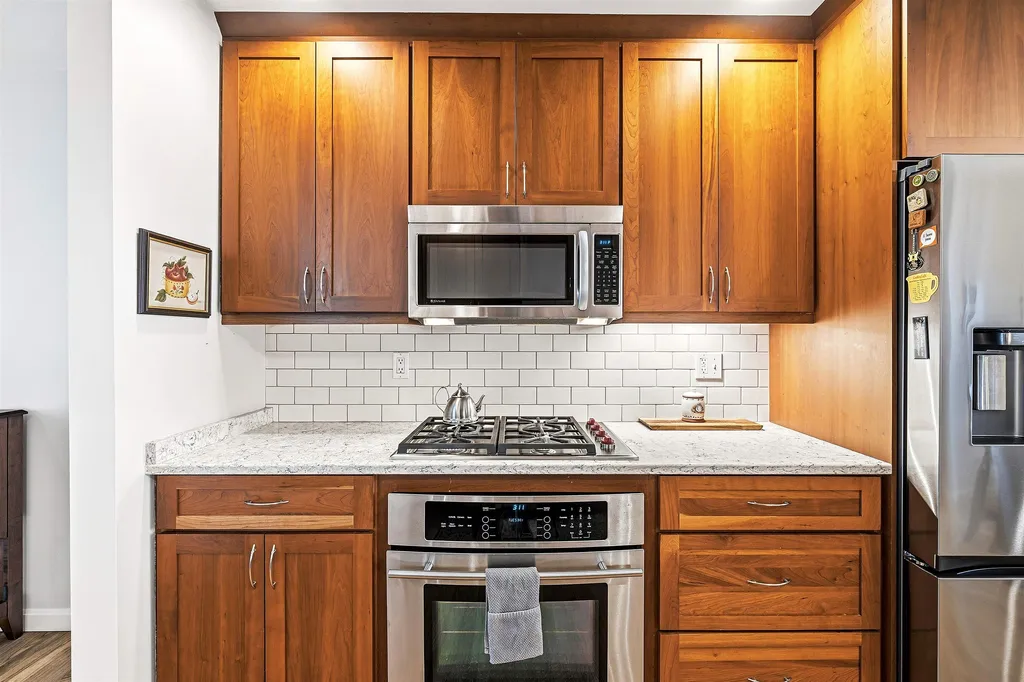 579 Sagamore Avenue Portsmouth NH 03801