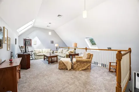 579 Sagamore Avenue Portsmouth NH 03801