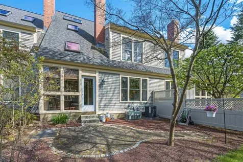 579 Sagamore Avenue Portsmouth NH 03801