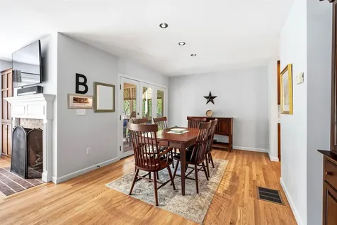 579 Sagamore Avenue Portsmouth NH 03801