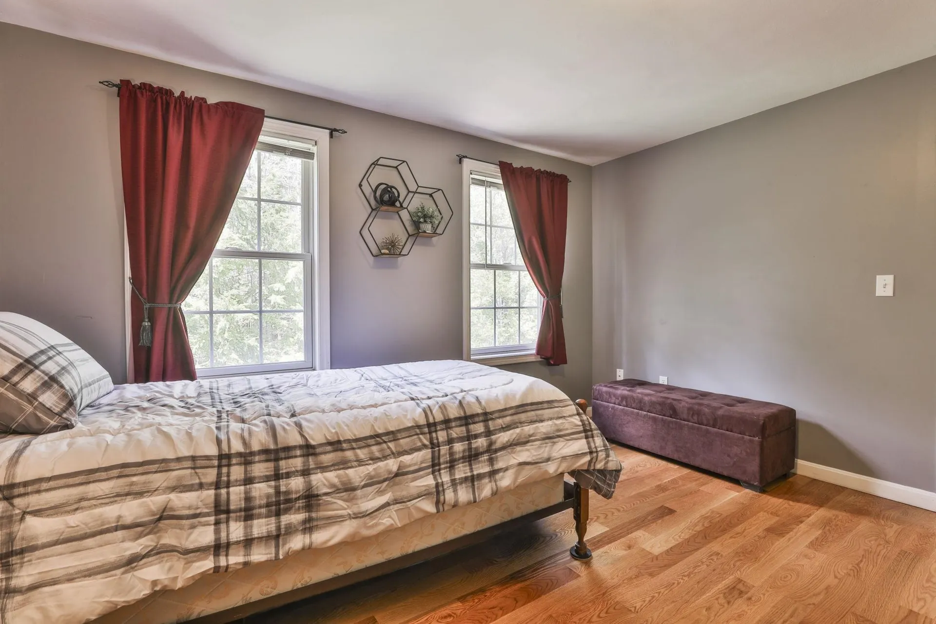 713 Raymond Road Chester NH 03036