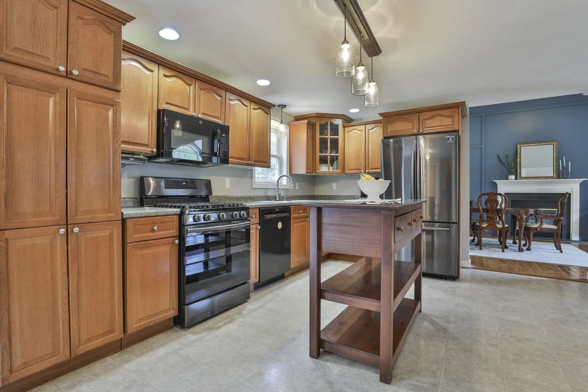 713 Raymond Road Chester NH 03036