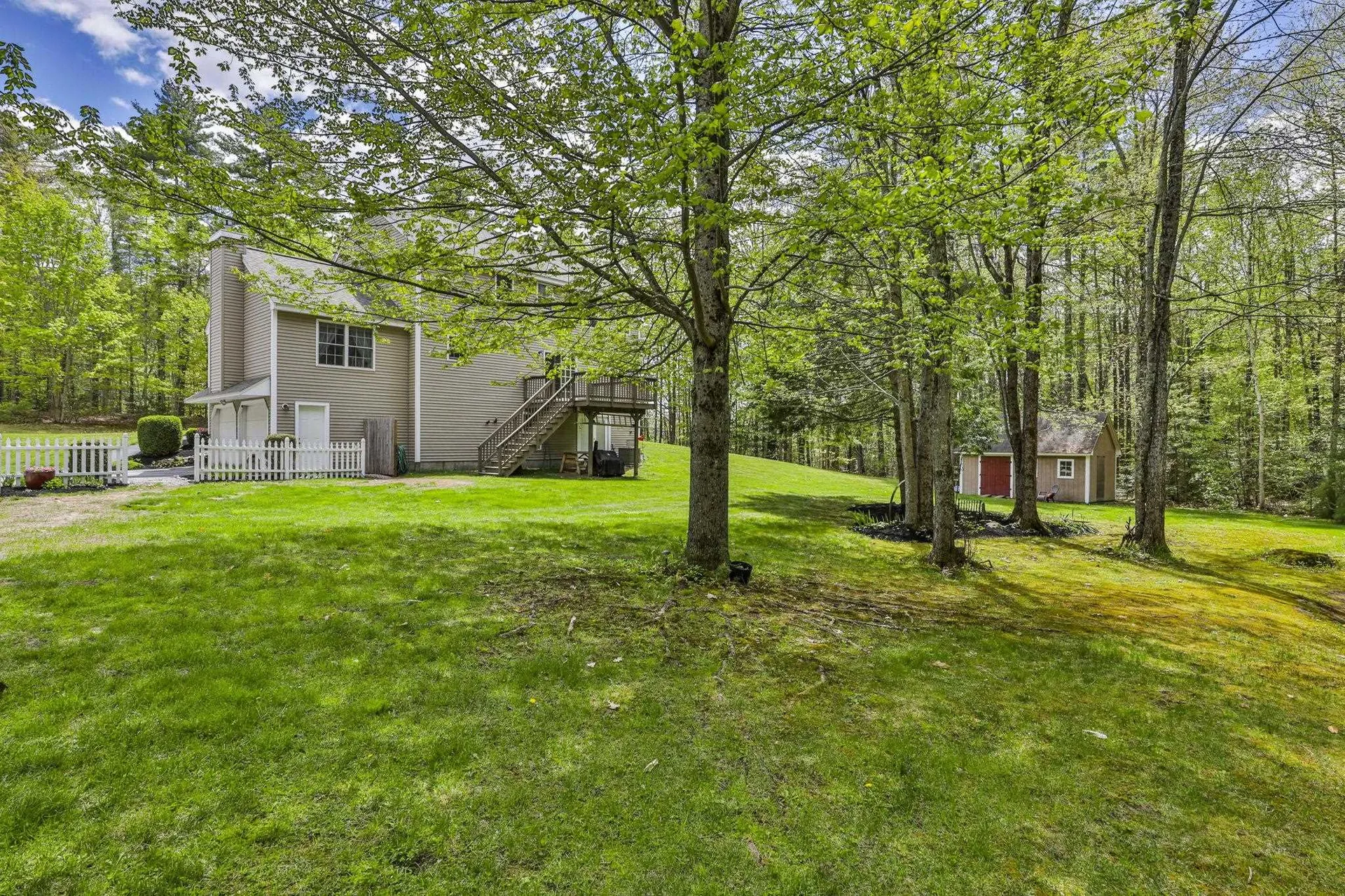 713 Raymond Road Chester NH 03036