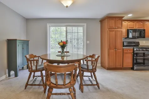 713 Raymond Road Chester NH 03036