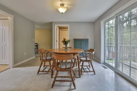 713 Raymond Road Chester NH 03036