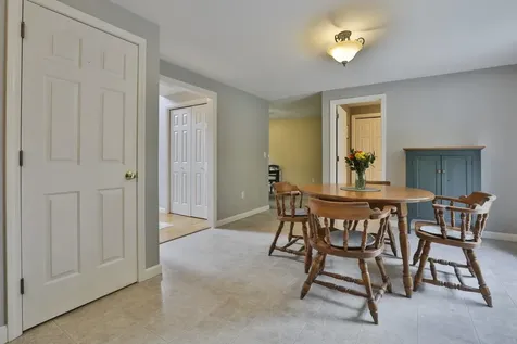 713 Raymond Road Chester NH 03036