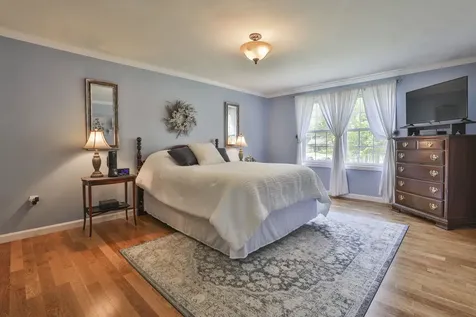 713 Raymond Road Chester NH 03036