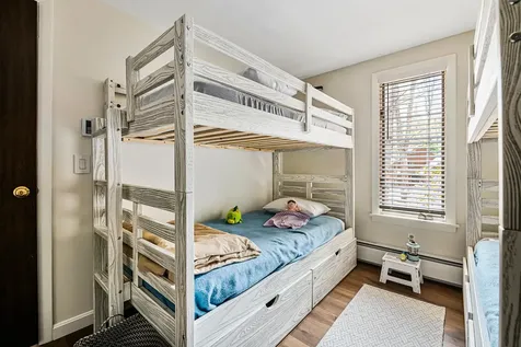 14 Bay Tree Lane Grantham NH 03753