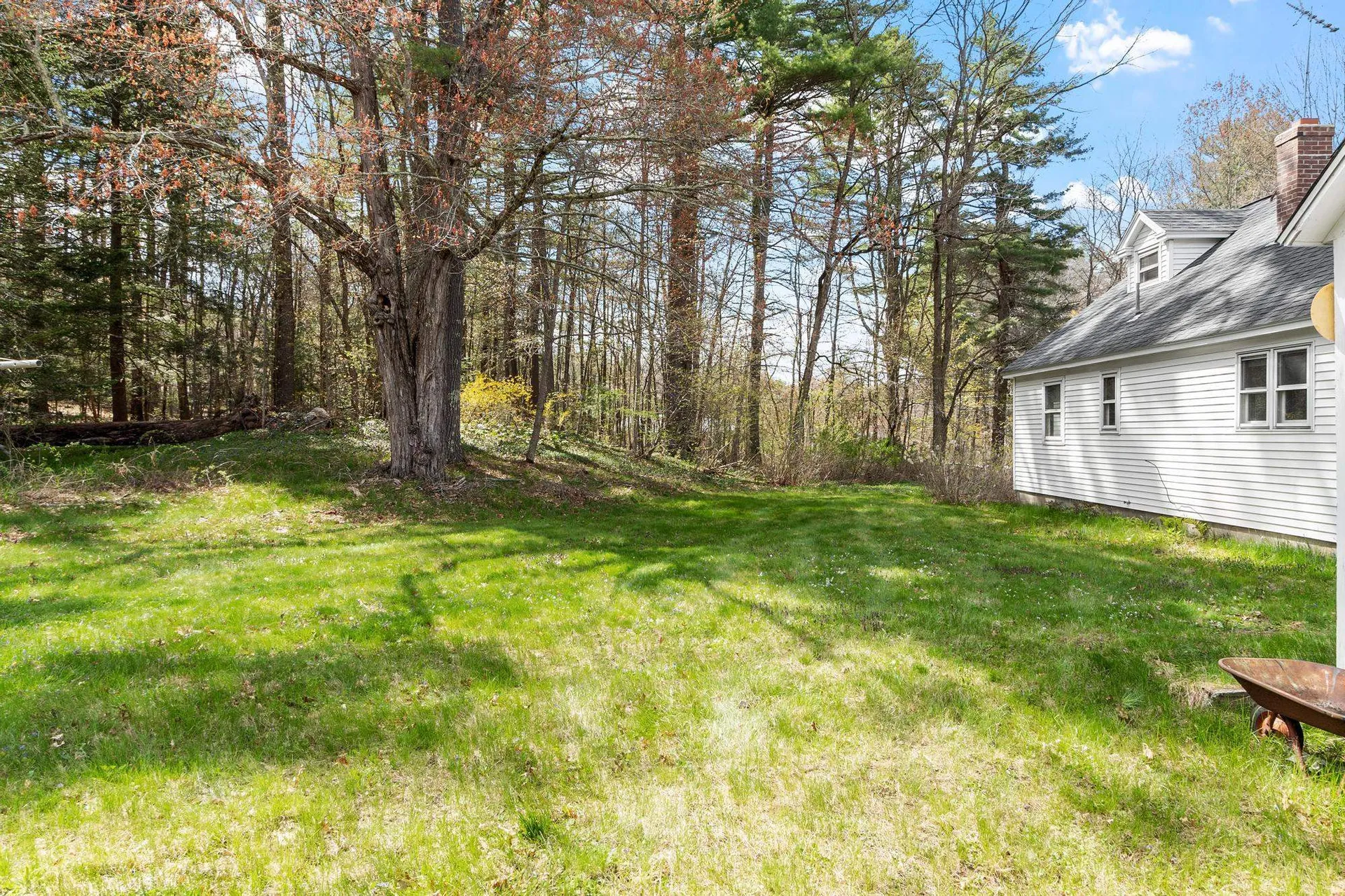 94 Amherst Road Merrimack NH 03054