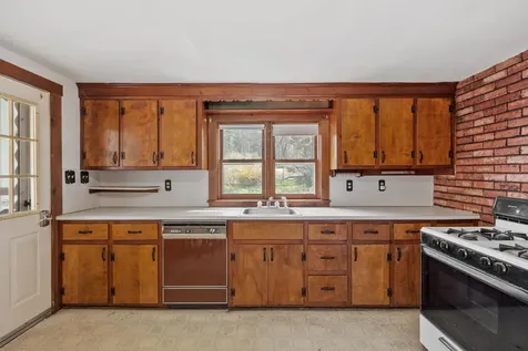 94 Amherst Road Merrimack NH 03054