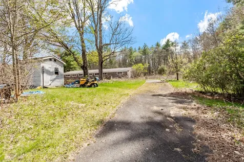 94 Amherst Road Merrimack NH 03054