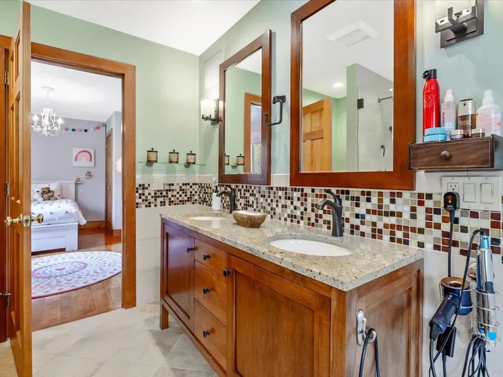 16 Sugarbush Road Milton VT 05468