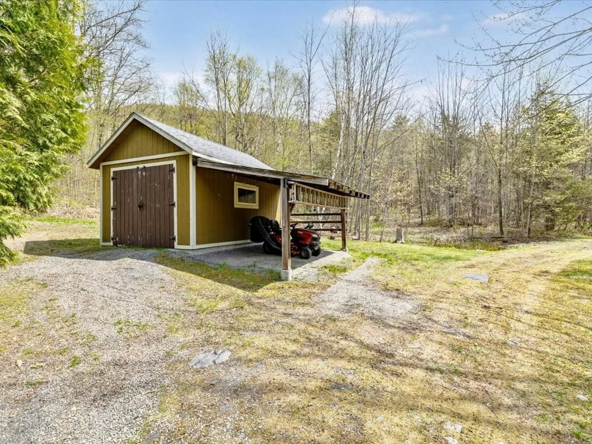 16 Sugarbush Road Milton VT 05468