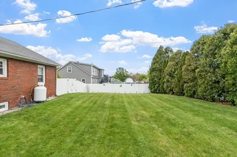 370 Reed Street Manchester NH 03102