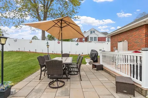 370 Reed Street Manchester NH 03102