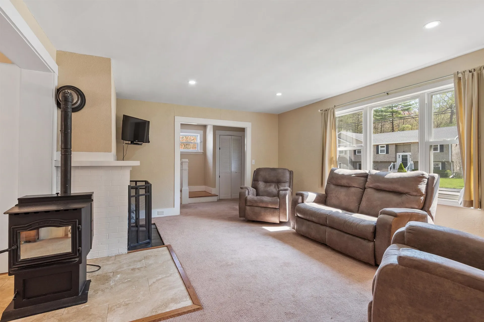 71 Linden Street Exeter NH 03833
