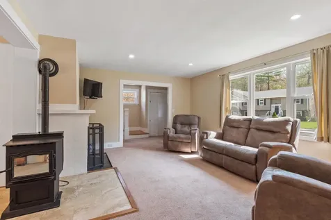 71 Linden Street Exeter NH 03833