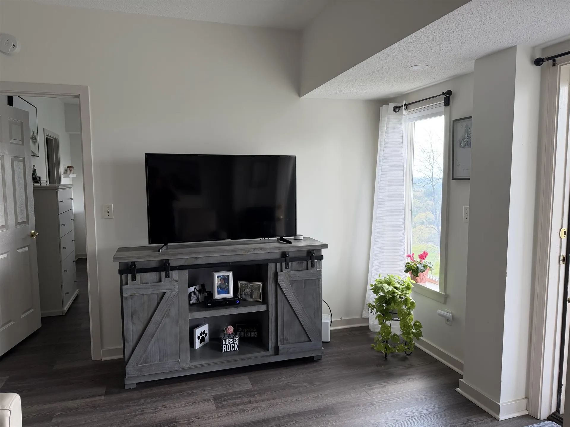 12 Mountain Laurels Drive Nashua NH 03062