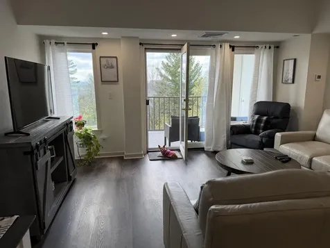 12 Mountain Laurels Drive Nashua NH 03062