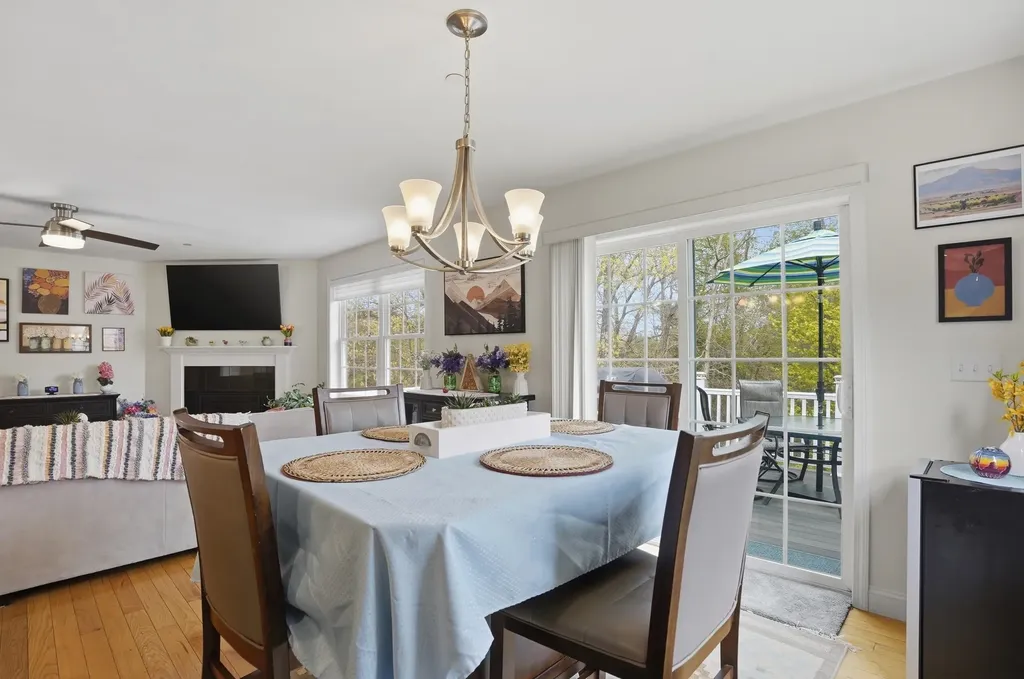 4 Mulligan Way Kingston NH 03848