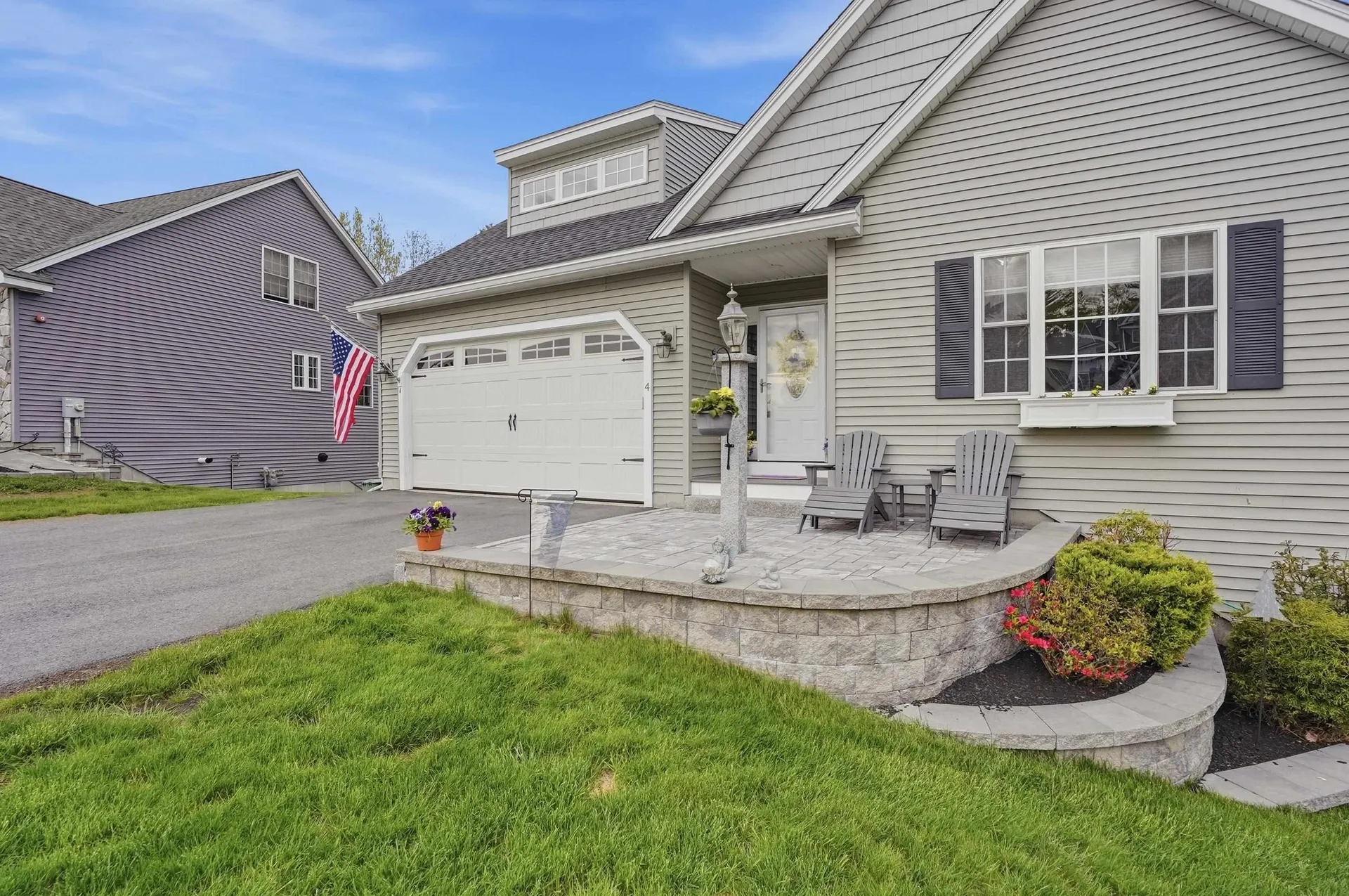 4 Mulligan Way Kingston NH 03848