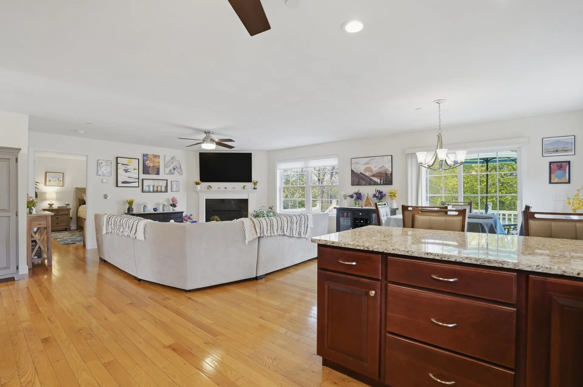 4 Mulligan Way Kingston NH 03848