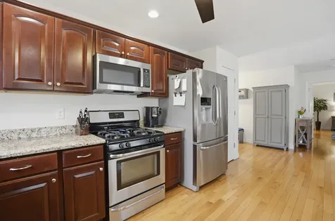4 Mulligan Way Kingston NH 03848