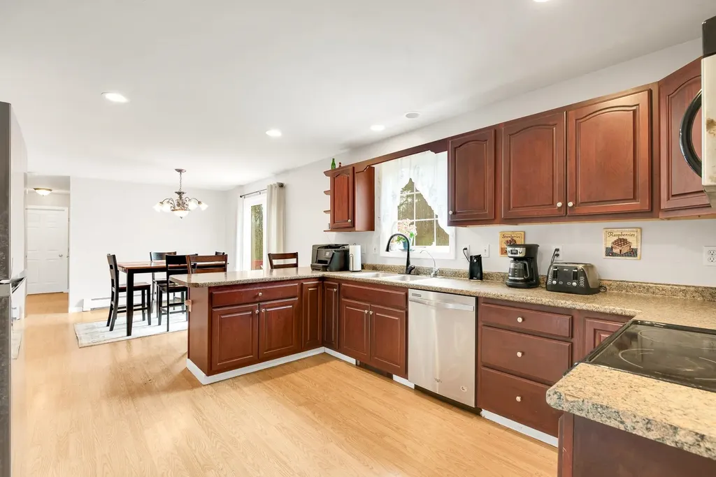 227 Lowell Street Rochester NH 03867