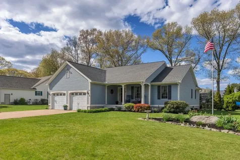 9 Marshview Circle Seabrook NH 03874