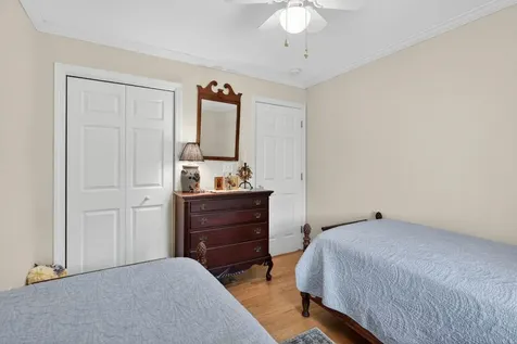 9 Marshview Circle Seabrook NH 03874