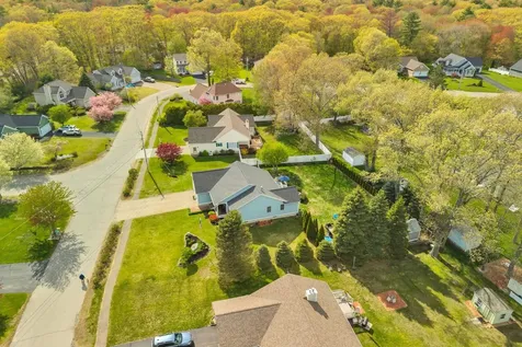 9 Marshview Circle Seabrook NH 03874
