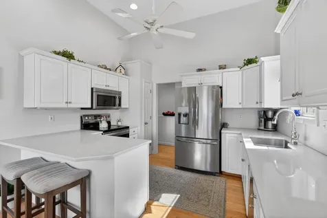 9 Marshview Circle Seabrook NH 03874