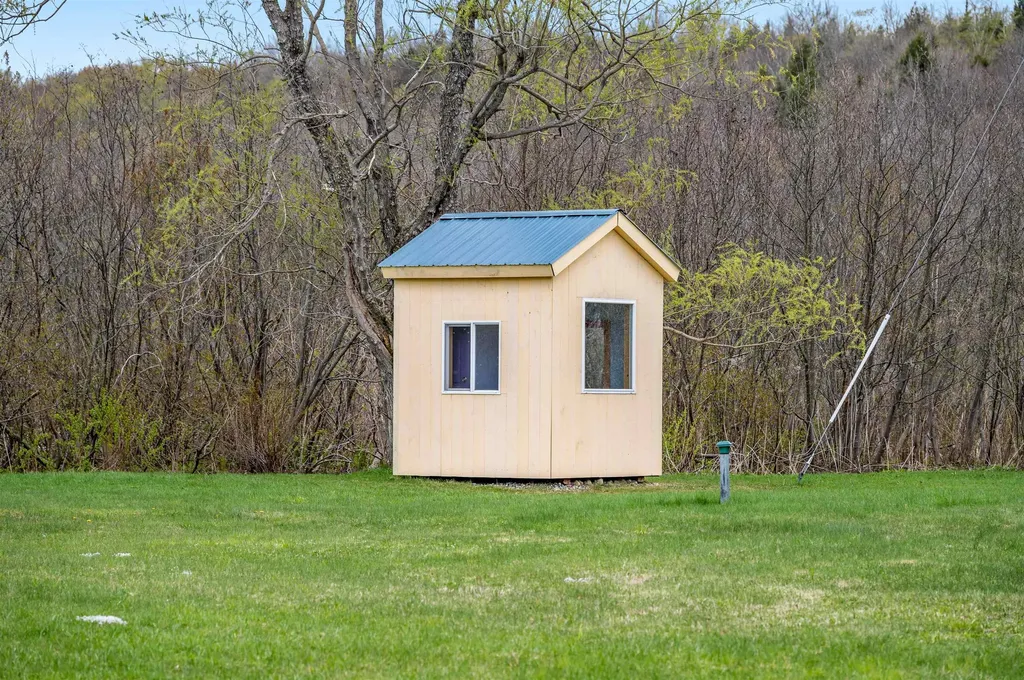 904 Camp Road Elmore VT 05661