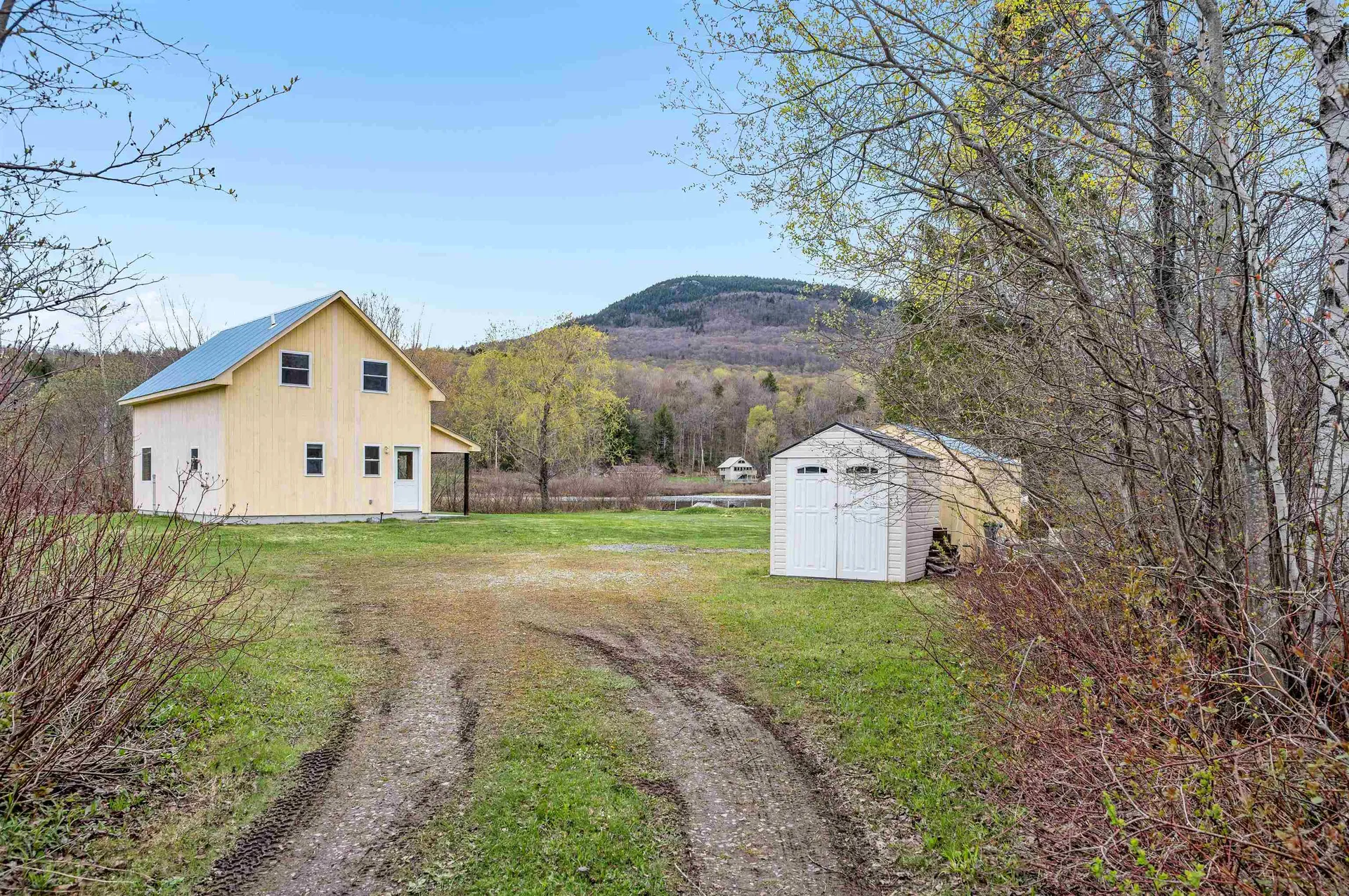 904 Camp Road Elmore VT 05661