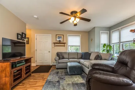 9 Vetter Lane Rochester NH 03867