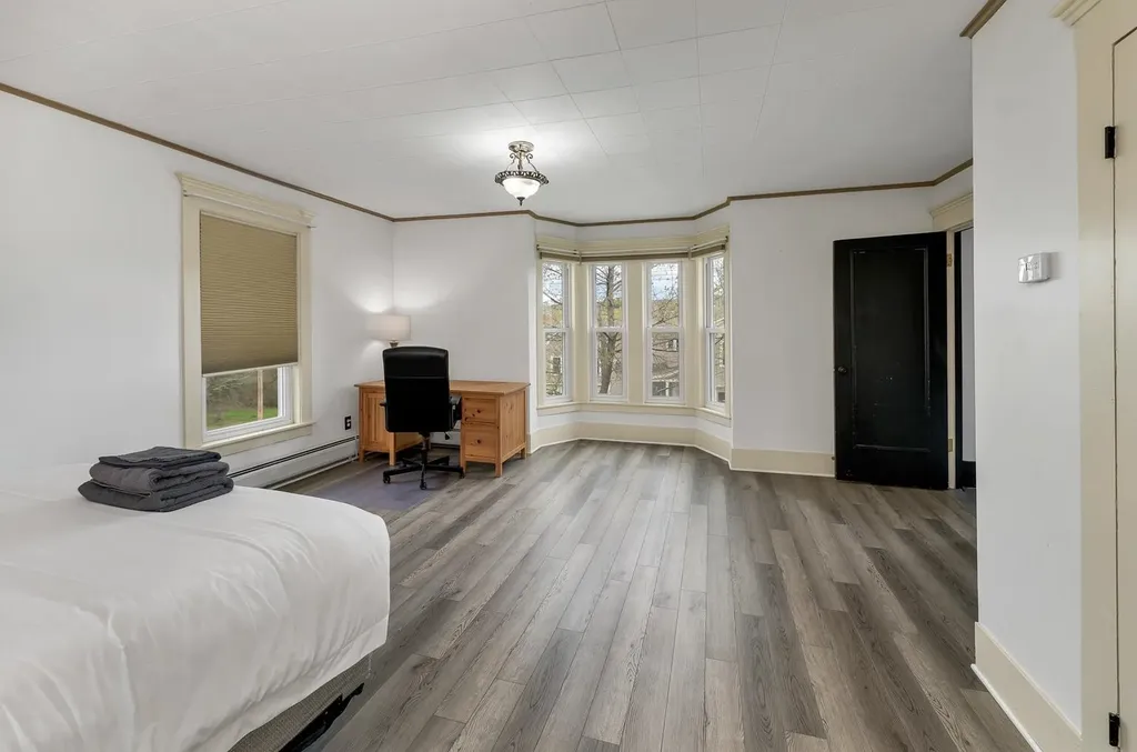 57 South Street Littleton NH 03561