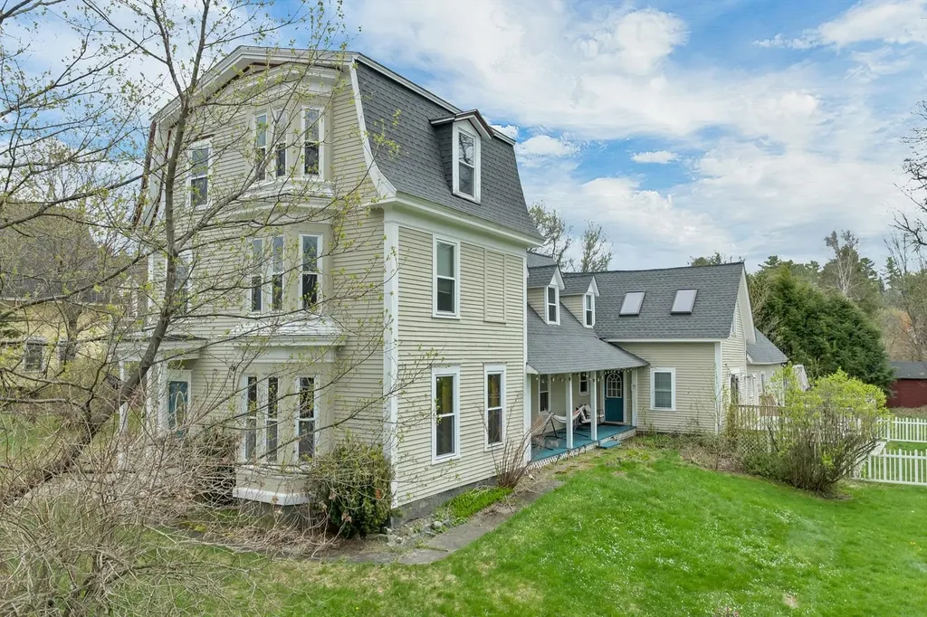 57 South Street Littleton NH 03561