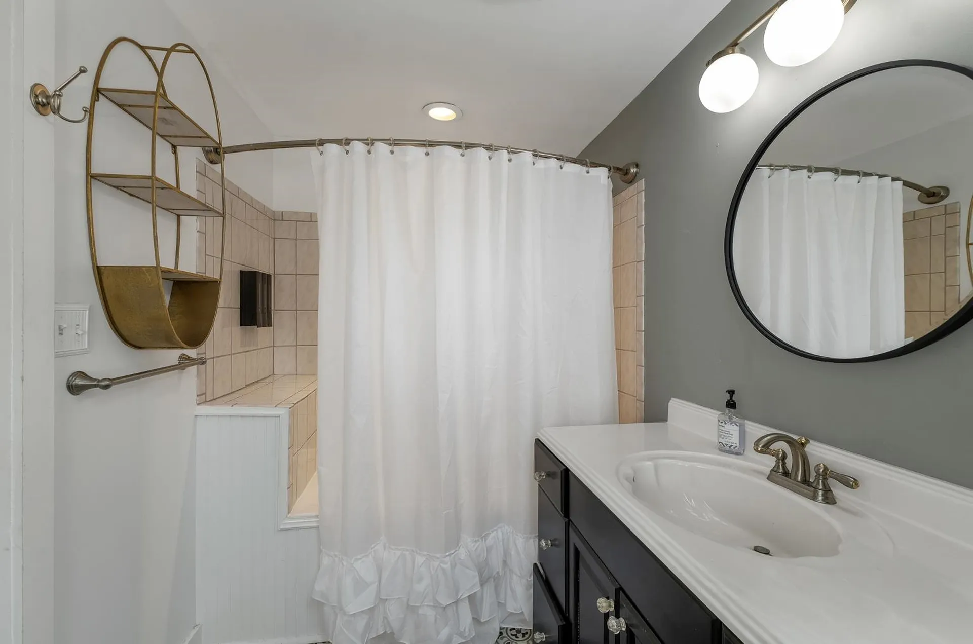 57 South Street Littleton NH 03561