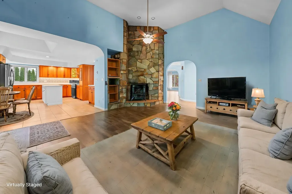 61 Chapin Terrace Laconia NH 03246