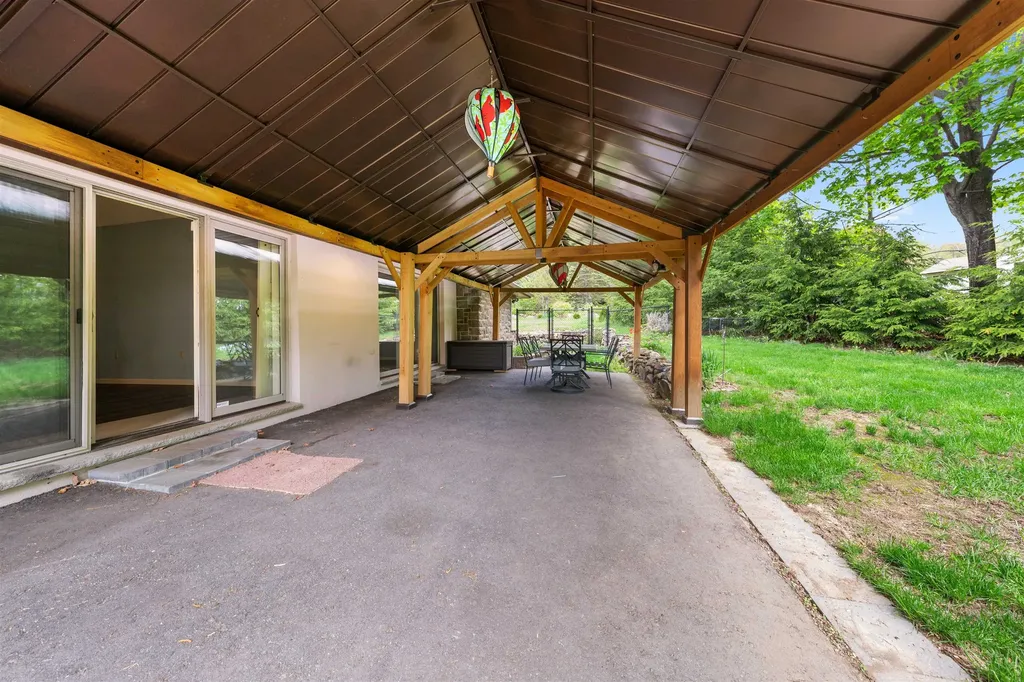 61 Chapin Terrace Laconia NH 03246